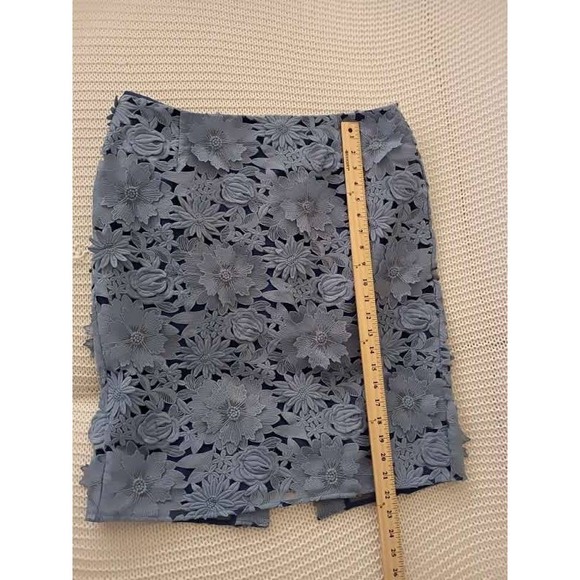 French Connection Blue Grey 3D Floral Lace Mini Skirt 12 Large L Party Wedding - Picture 2 of 7